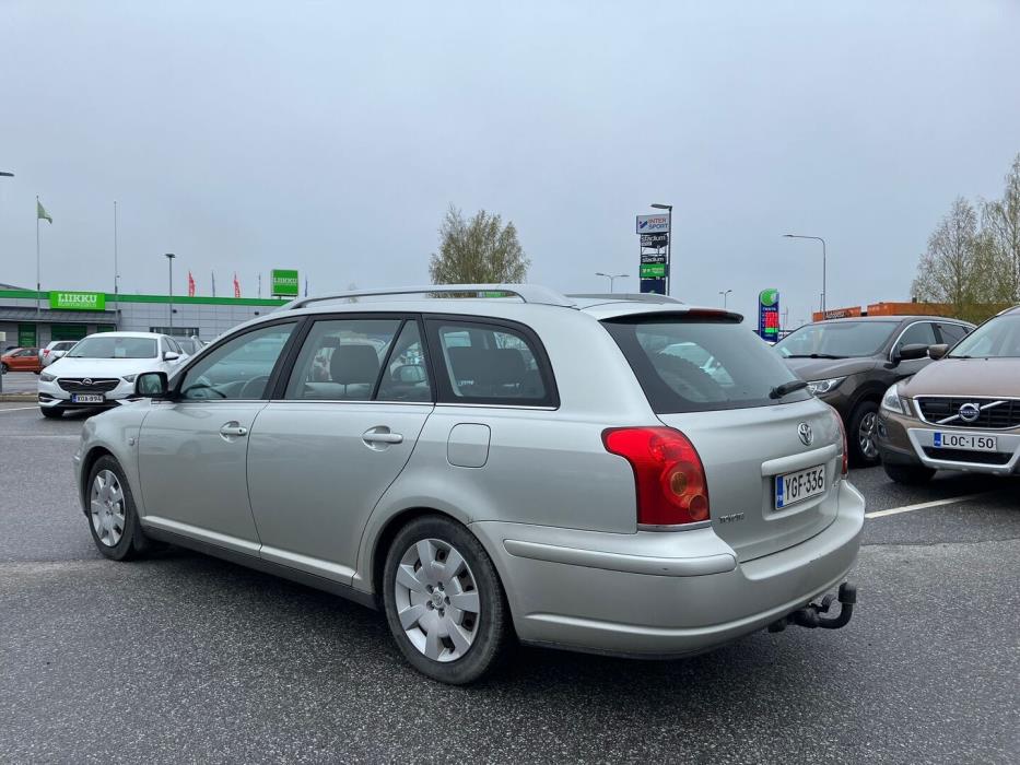 TOYOTA Avensis 2006