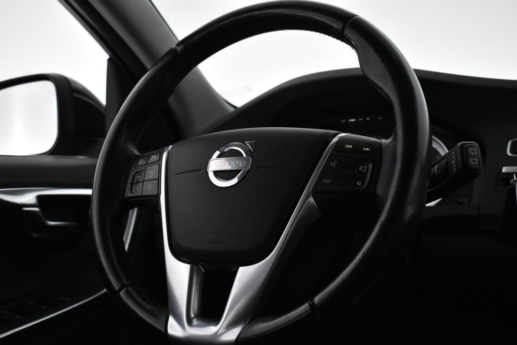 VOLVO V60 2011