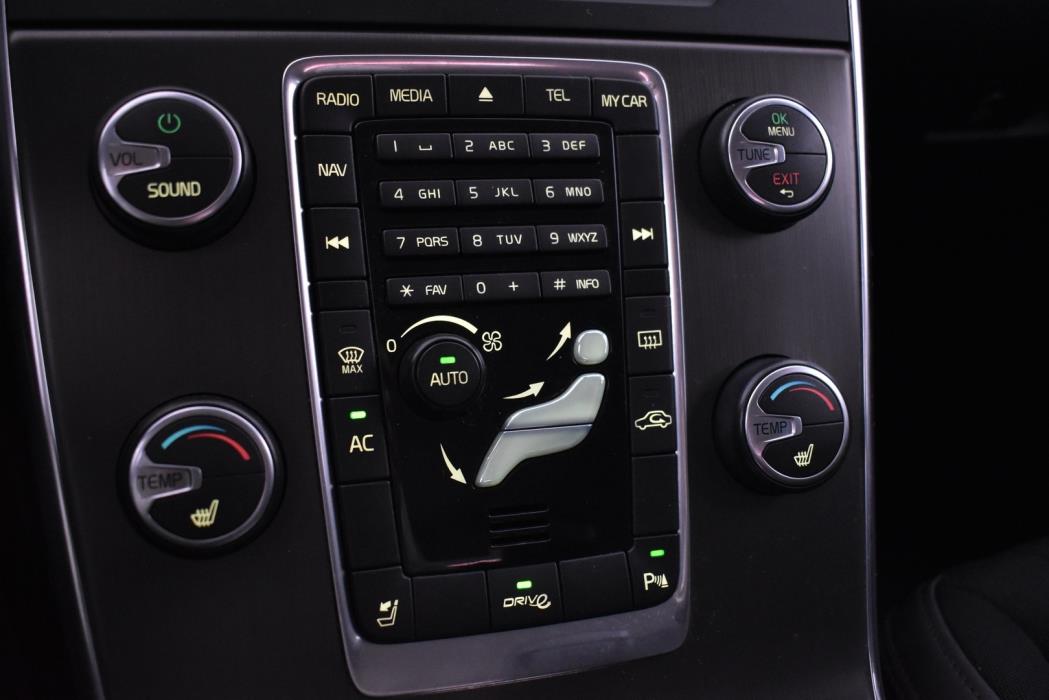 VOLVO V60 2011