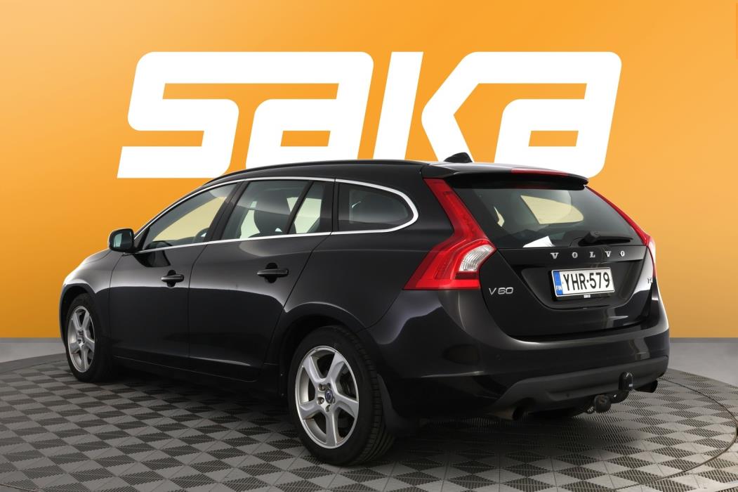 VOLVO V60 2011