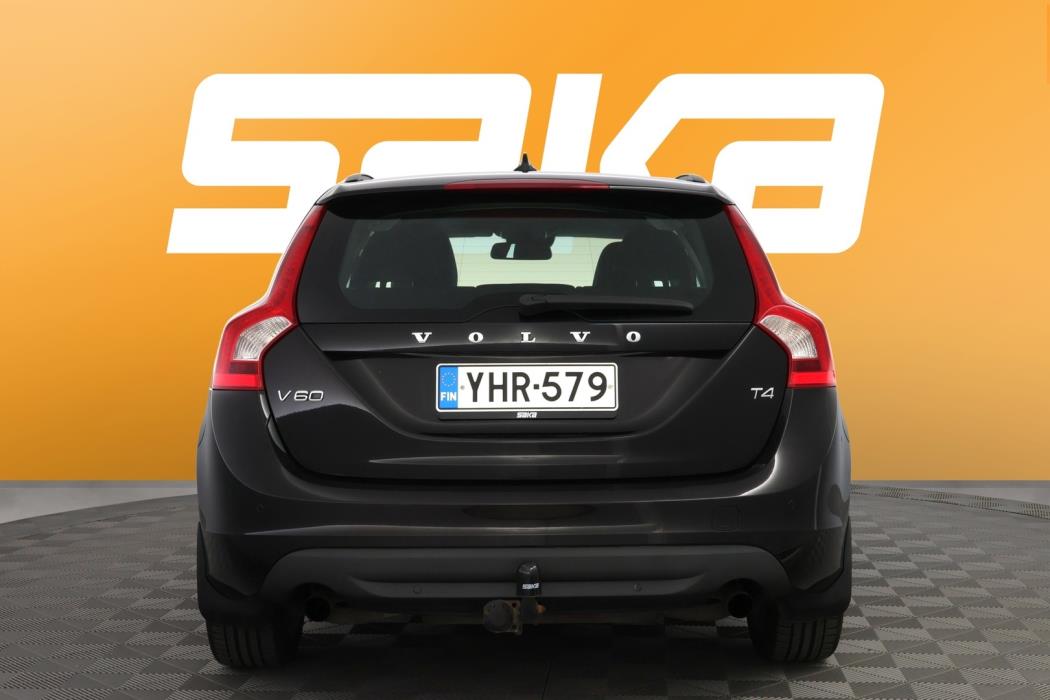 VOLVO V60 2011