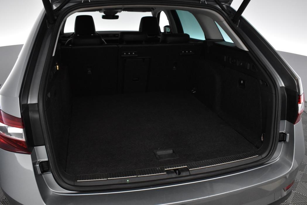 SKODA Superb 2018
