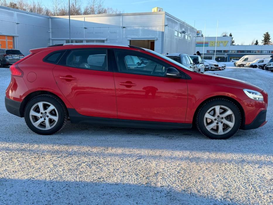 VOLVO V40 Cross Country 2016