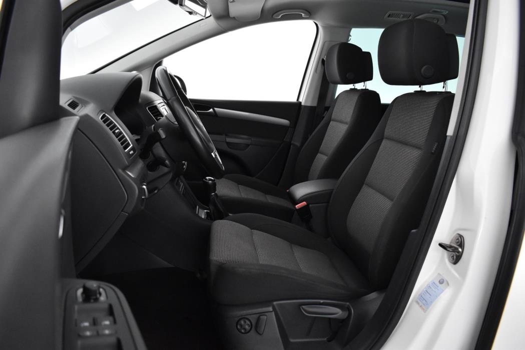 VOLKSWAGEN Sharan 2013
