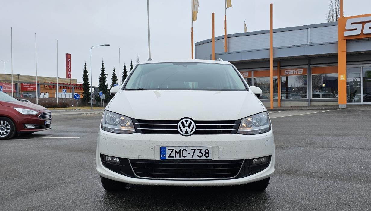 VOLKSWAGEN Sharan 2013