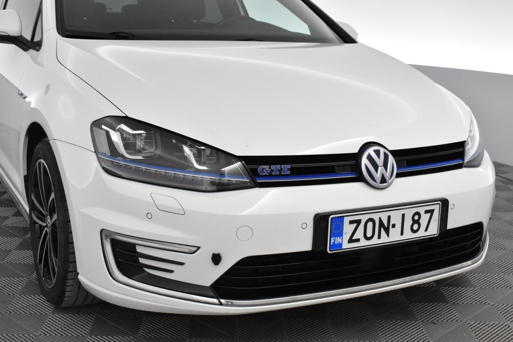 VOLKSWAGEN Golf 2017