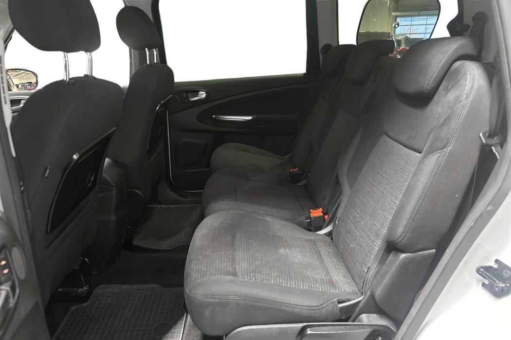 Ford Galaxy 2012