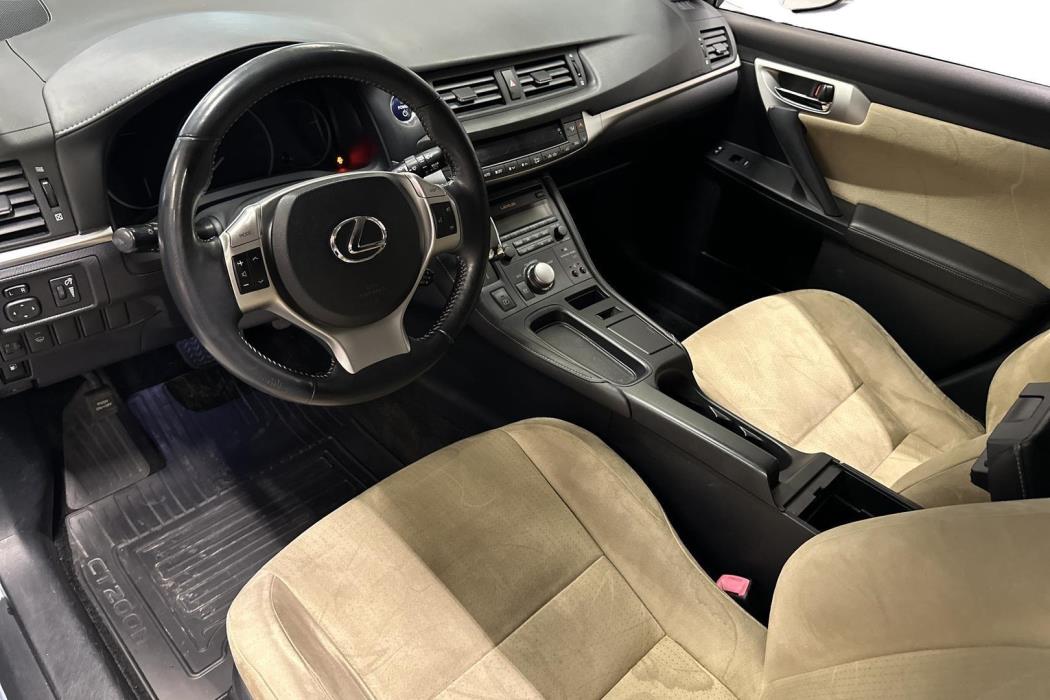 Lexus CT 2011