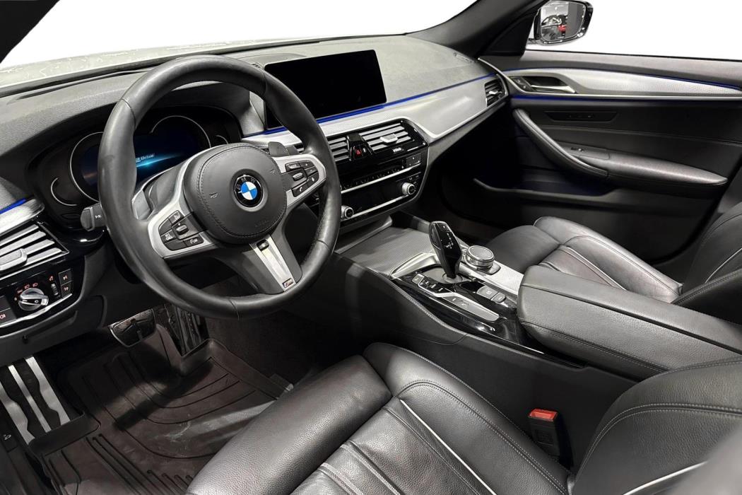 BMW 530 2019