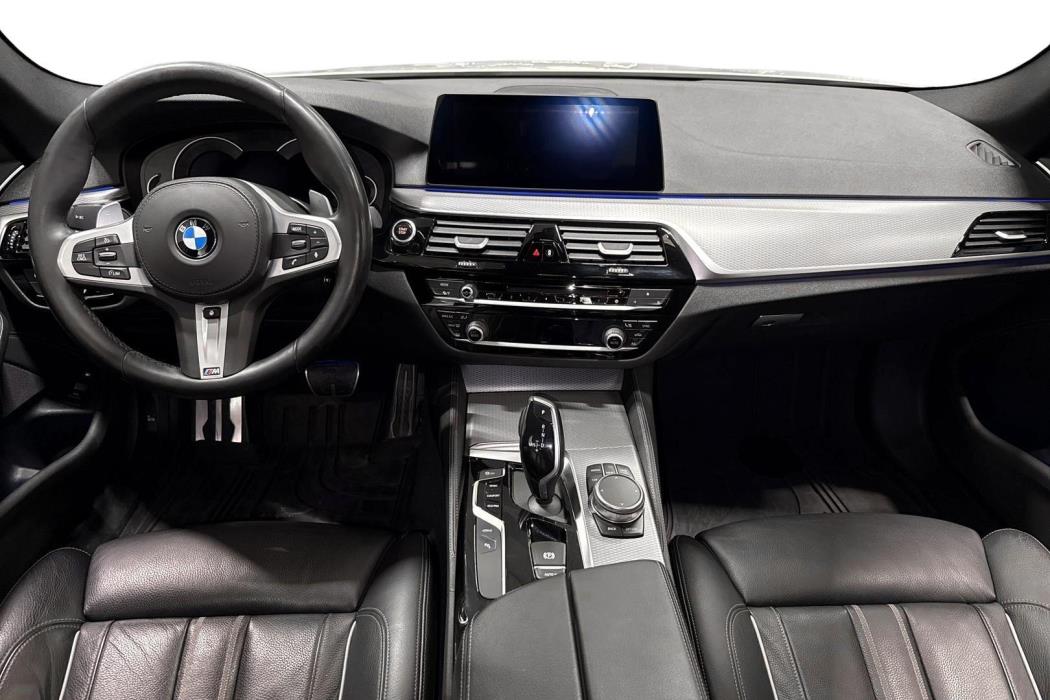 BMW 530 2019