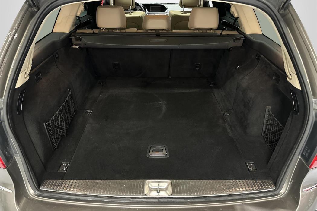 Mercedes-Benz E 2011