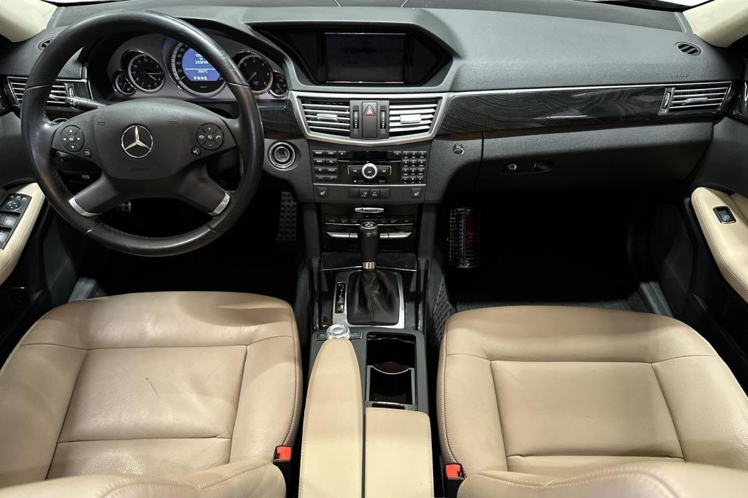 Mercedes-Benz E 2011