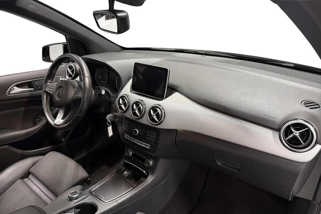 Mercedes-Benz B 2016