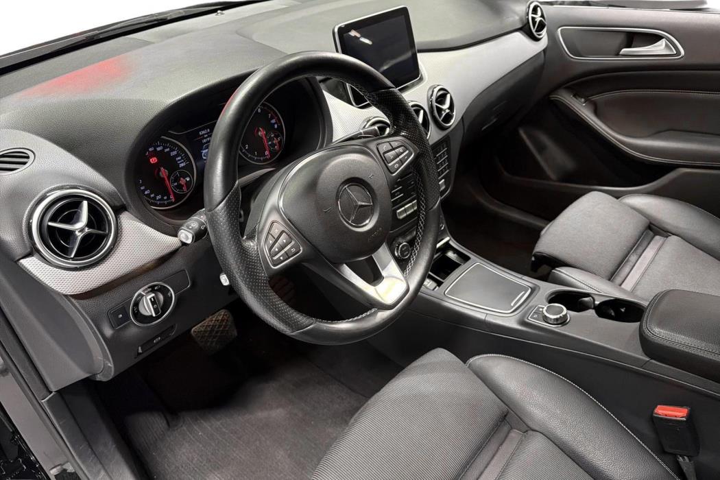 Mercedes-Benz B 2016
