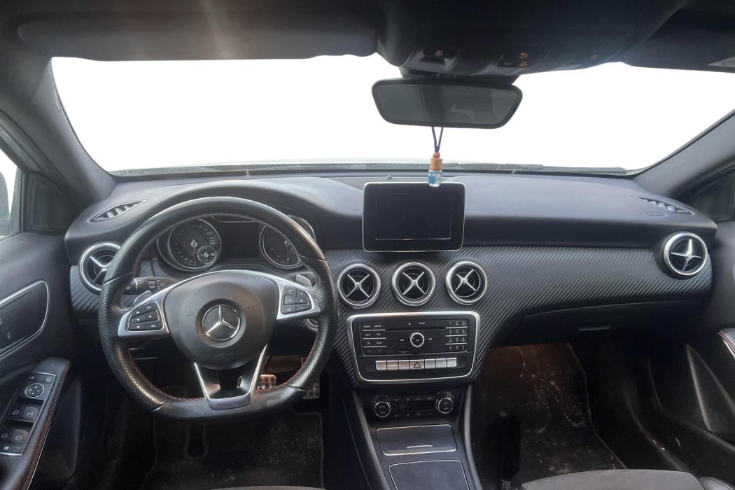 Mercedes-Benz A 2016