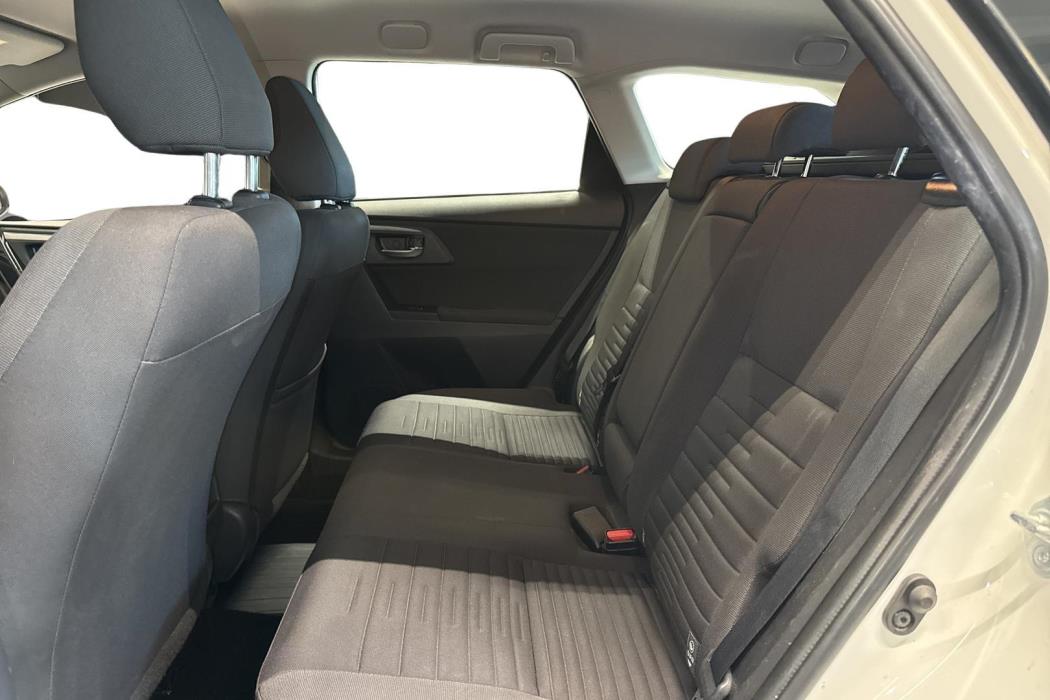 TOYOTA AURIS 2016