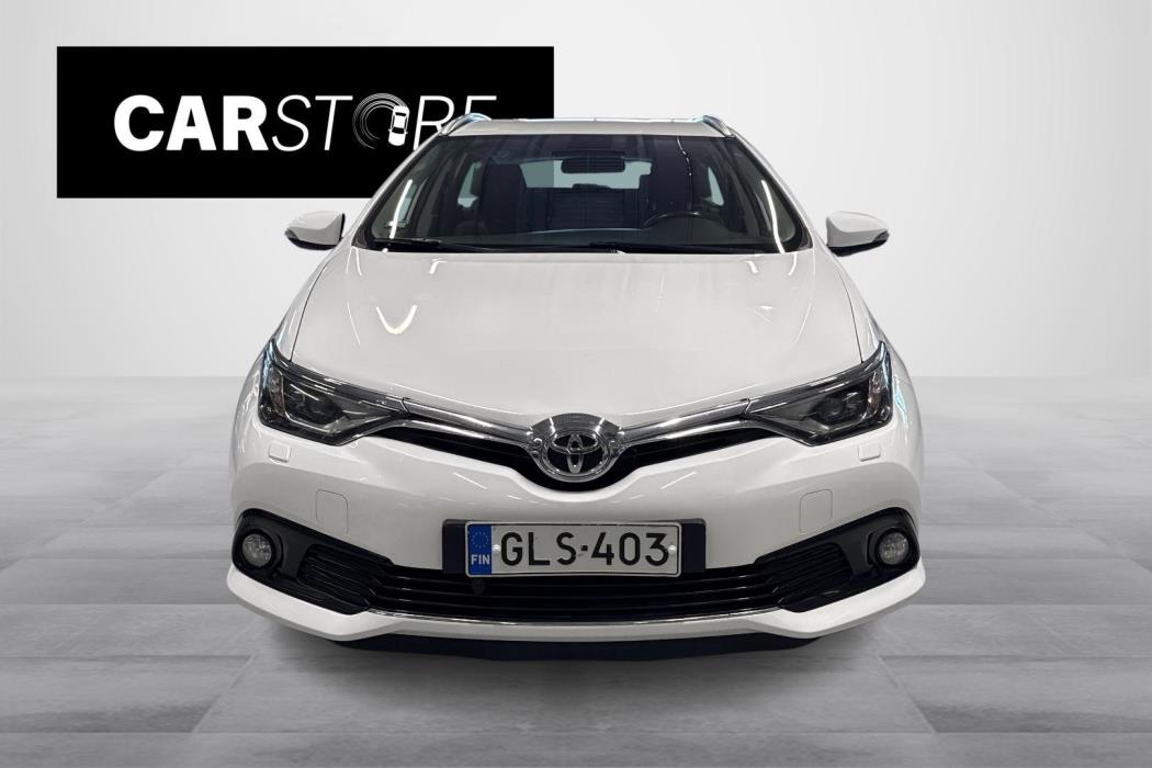 TOYOTA AURIS 2016