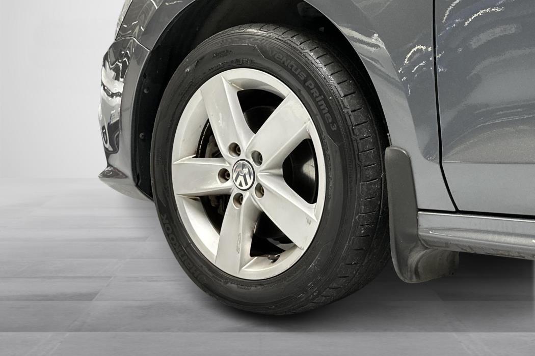 VOLKSWAGEN Jetta 2017