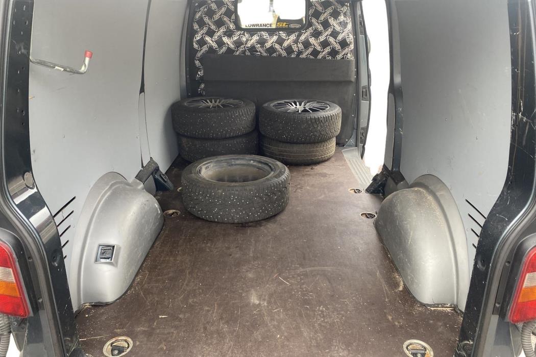 VOLKSWAGEN TRANSPORTER 2009