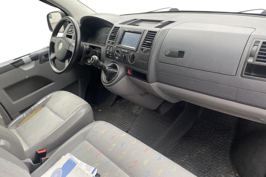 VOLKSWAGEN TRANSPORTER 2009