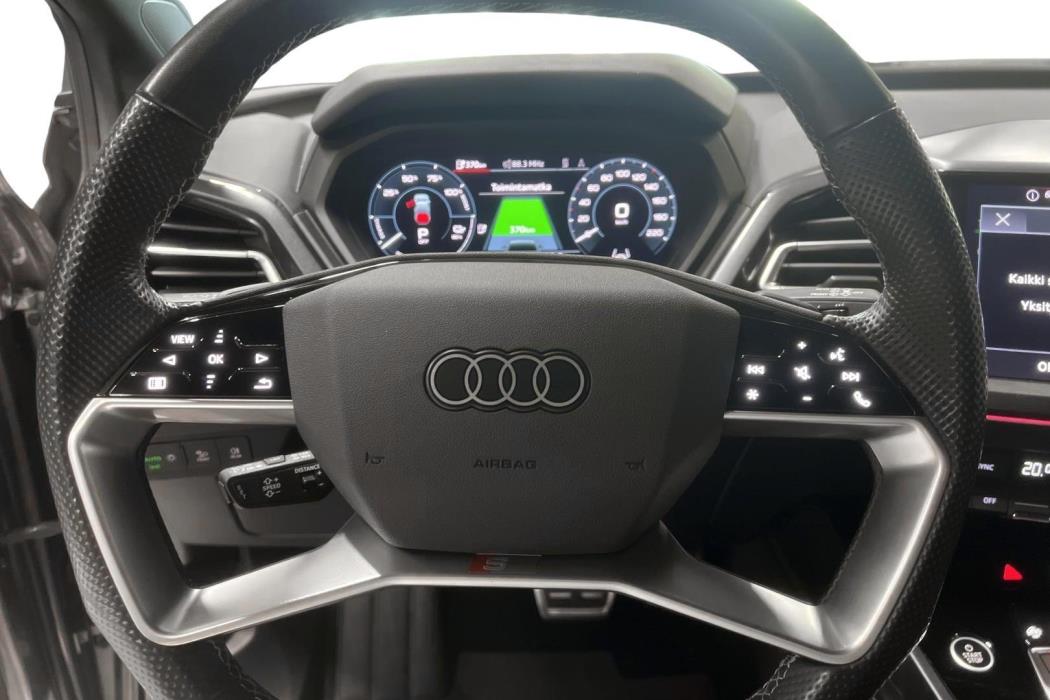 Audi Q4 e-tron 2023