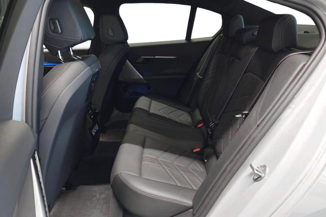 BMW i5 M60 2024