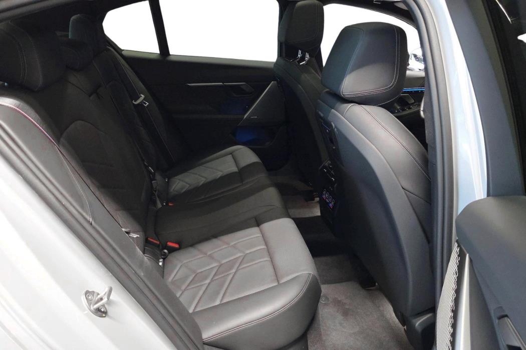 BMW i5 M60 2024