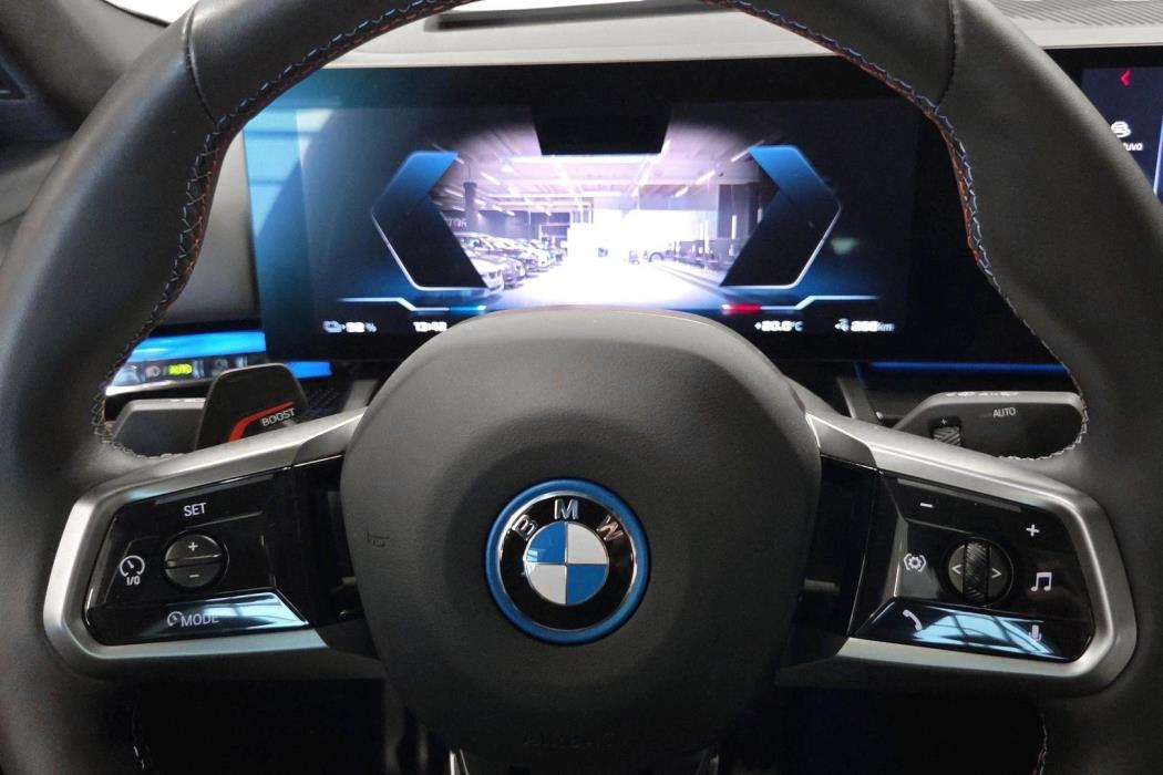 BMW i5 M60 2024