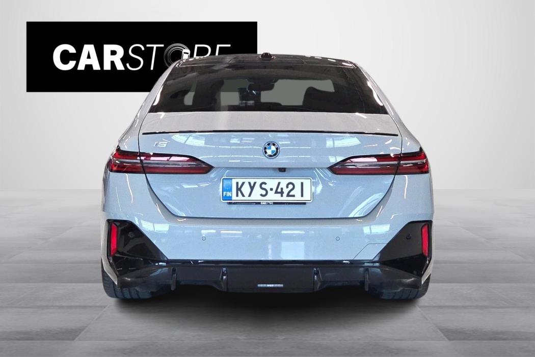 BMW i5 M60 2024