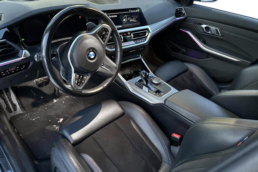 BMW 330 2021