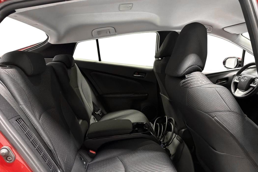 Toyota Prius Plug-in 2017