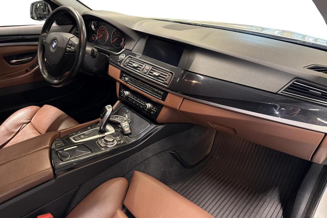 BMW 525 2013