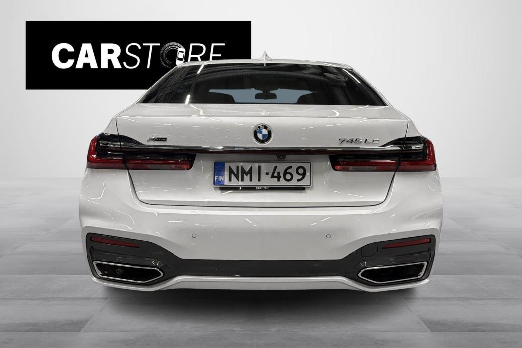 BMW 745 2020