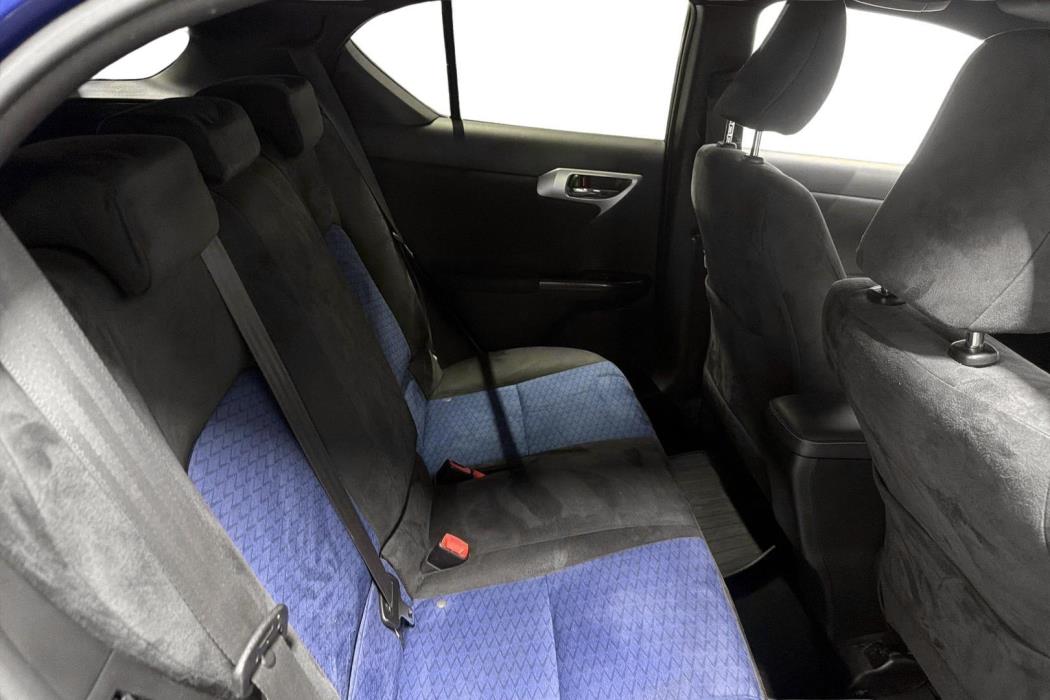 Lexus CT 2012