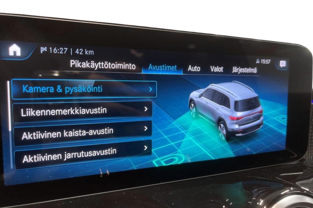 Mercedes-Benz EQB 2022