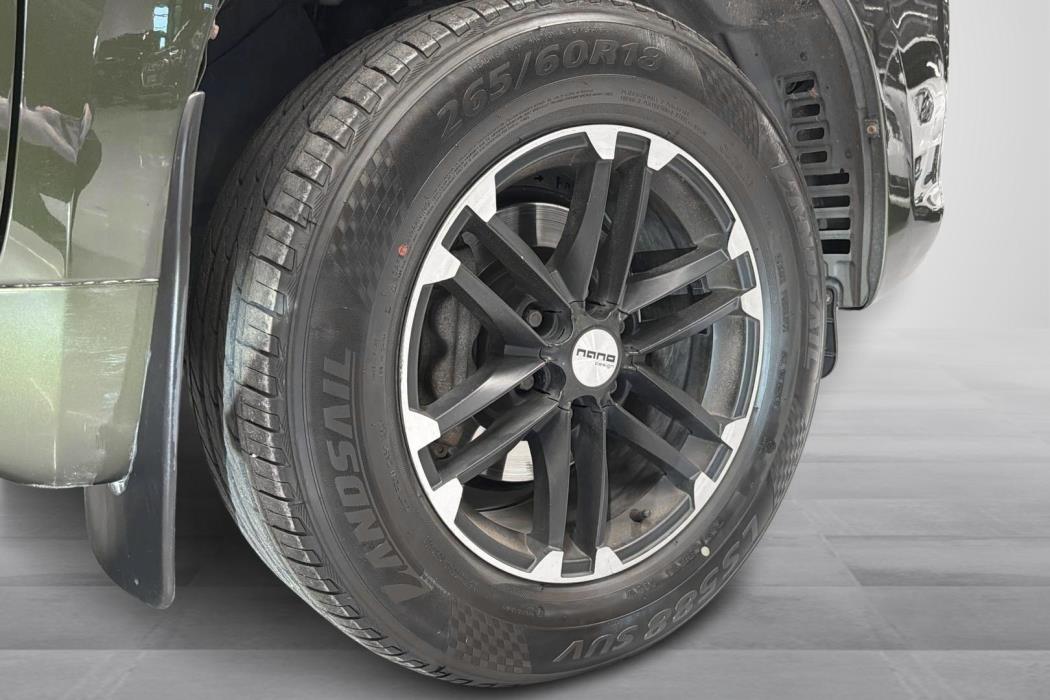 Toyota Land Cruiser 2012