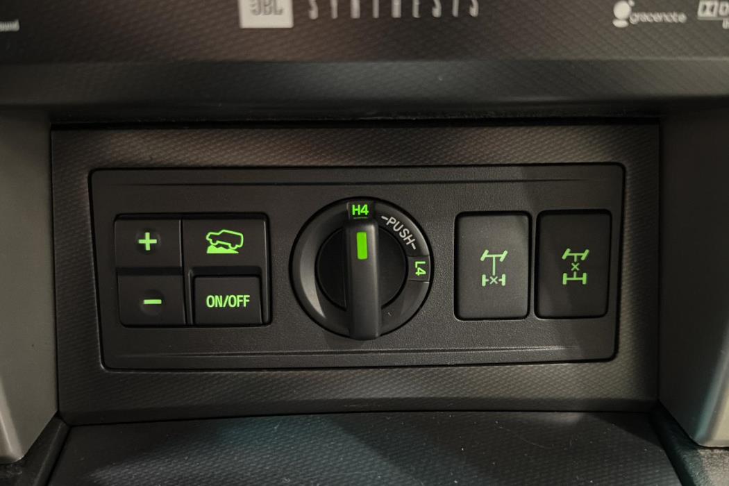 Toyota Land Cruiser 2012