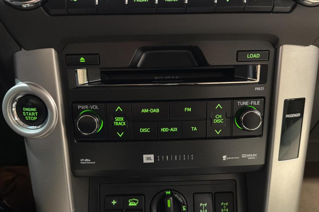 Toyota Land Cruiser 2012