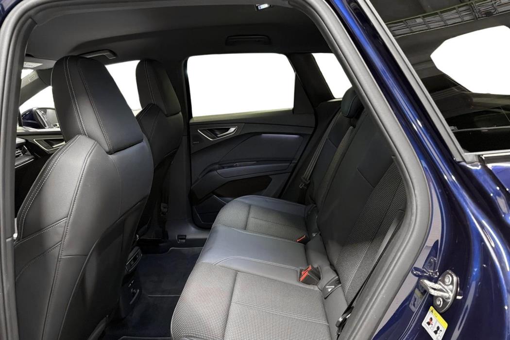 Audi Q4 e-tron 2023