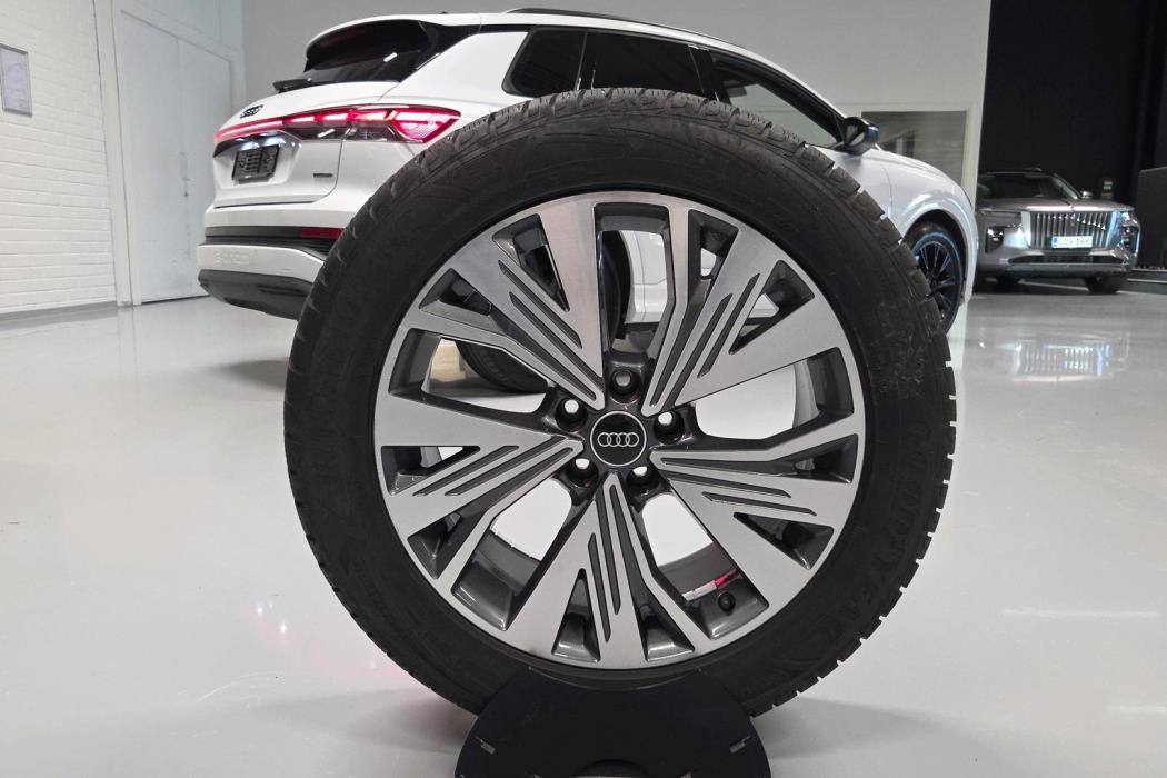 Audi Q4 e-tron 2023