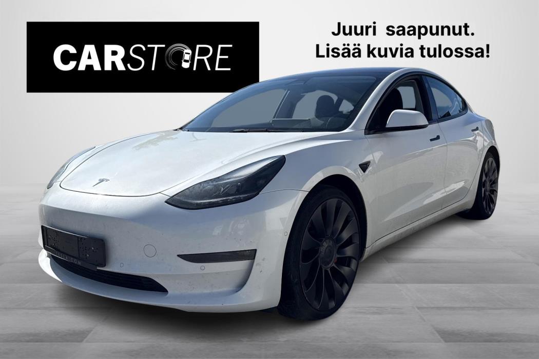 Tesla Model 3 2022