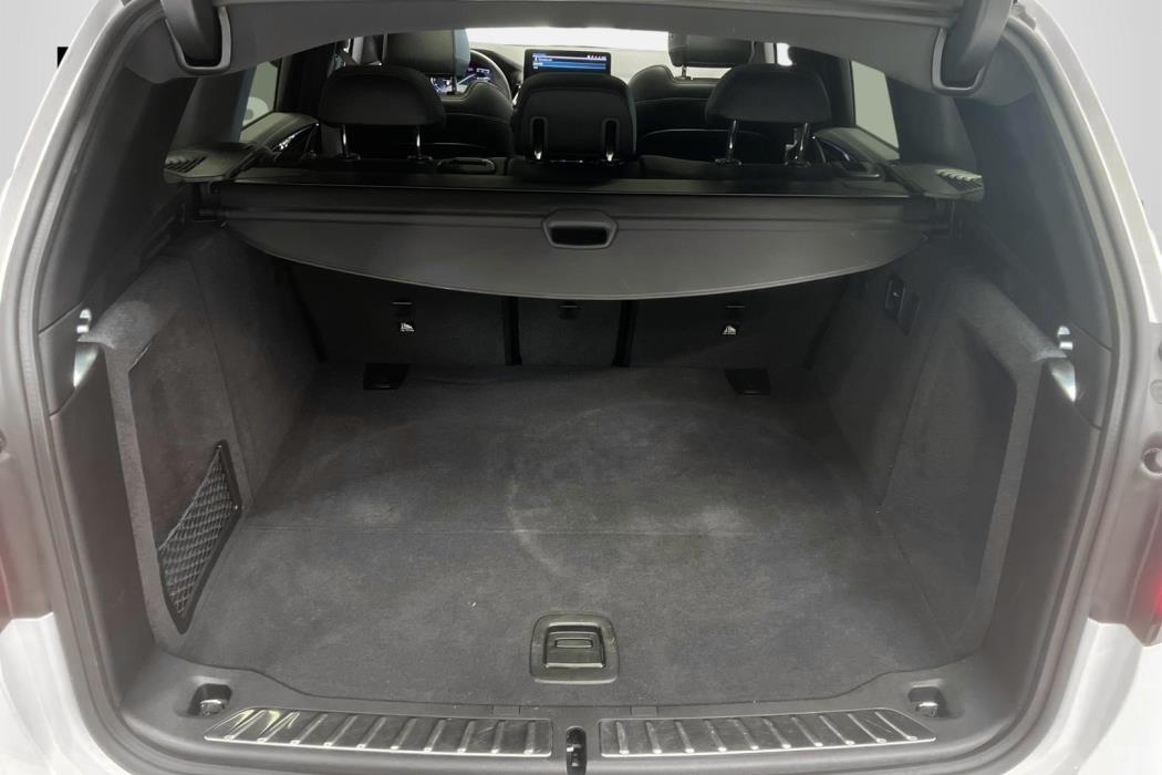BMW iX3 2023