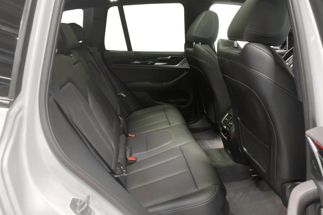 BMW iX3 2023