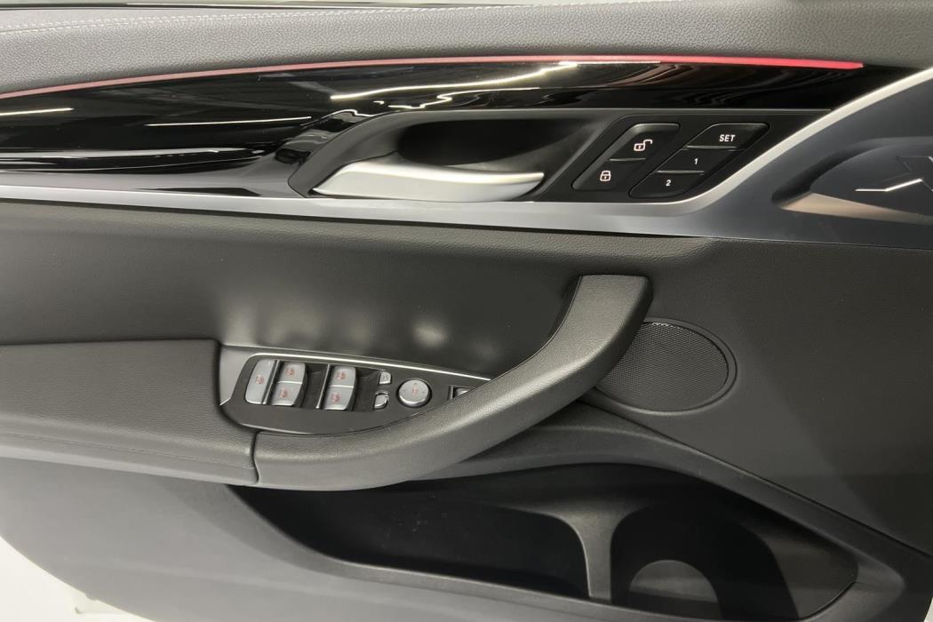 BMW iX3 2023