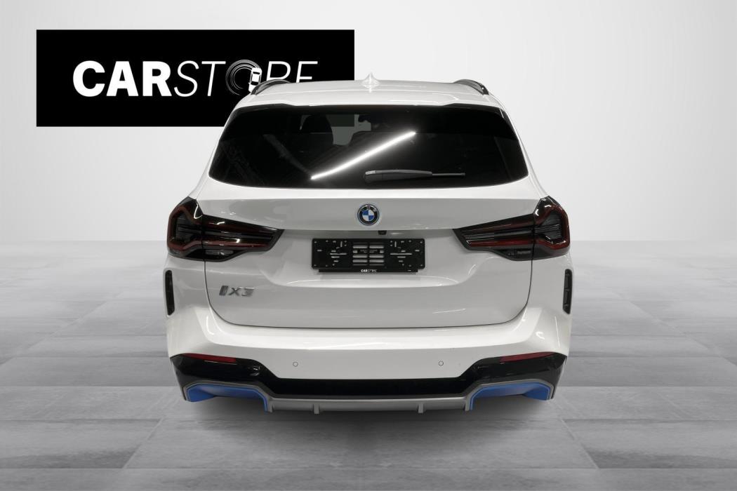 BMW iX3 2023