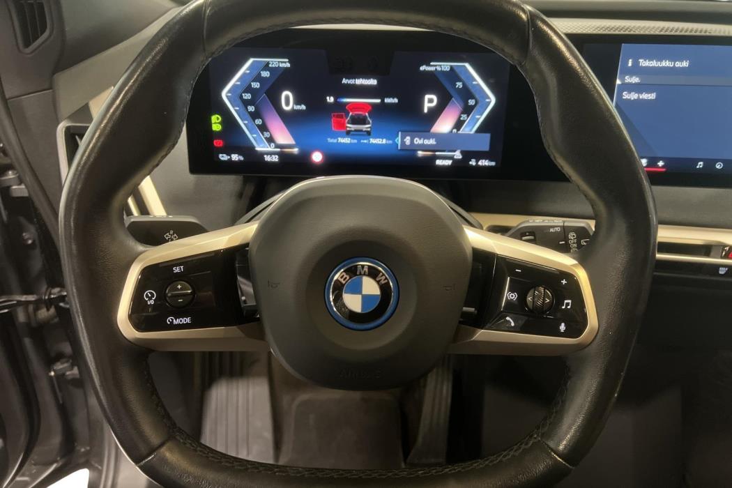BMW iX 2023