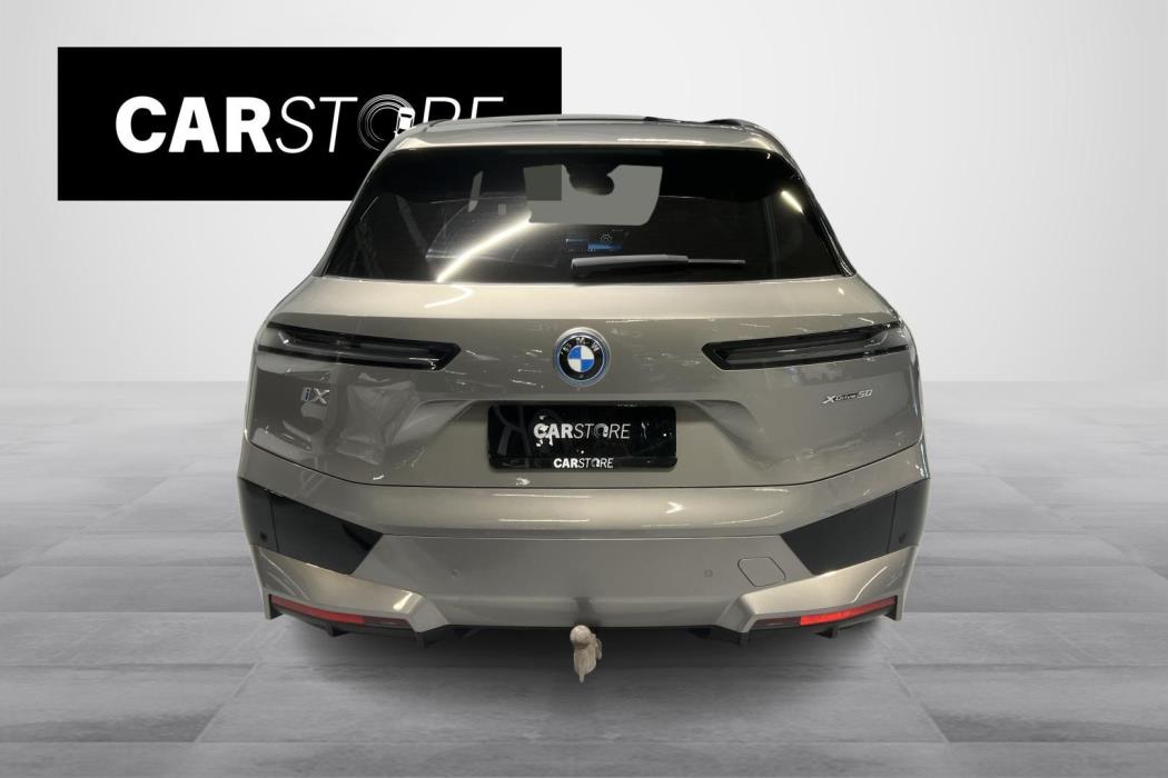 BMW iX 2023