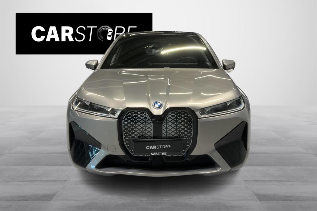 BMW iX 2023