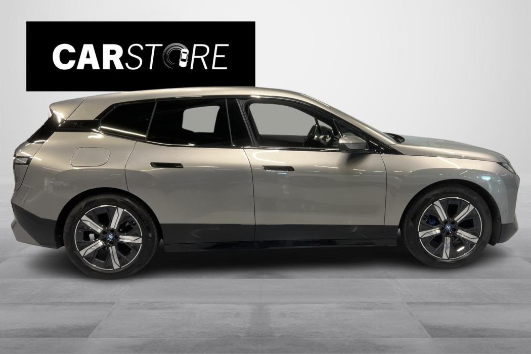 BMW iX 2023