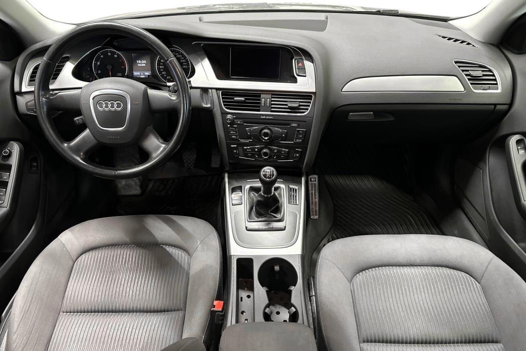 Audi A4 2011